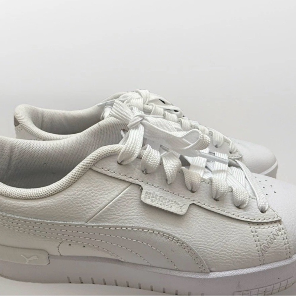 Women’s Puma All-White Low-Top Leather Platform Sneakers